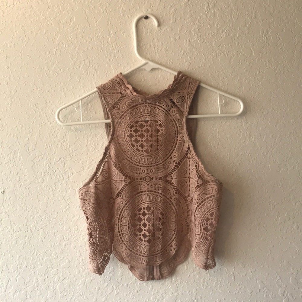 Crop top